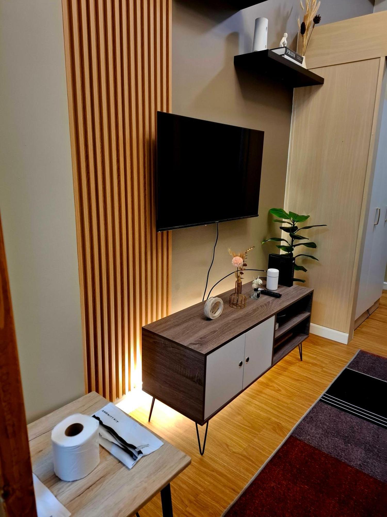 Serene Suite In Jazz Residences Makati City Bagian luar foto