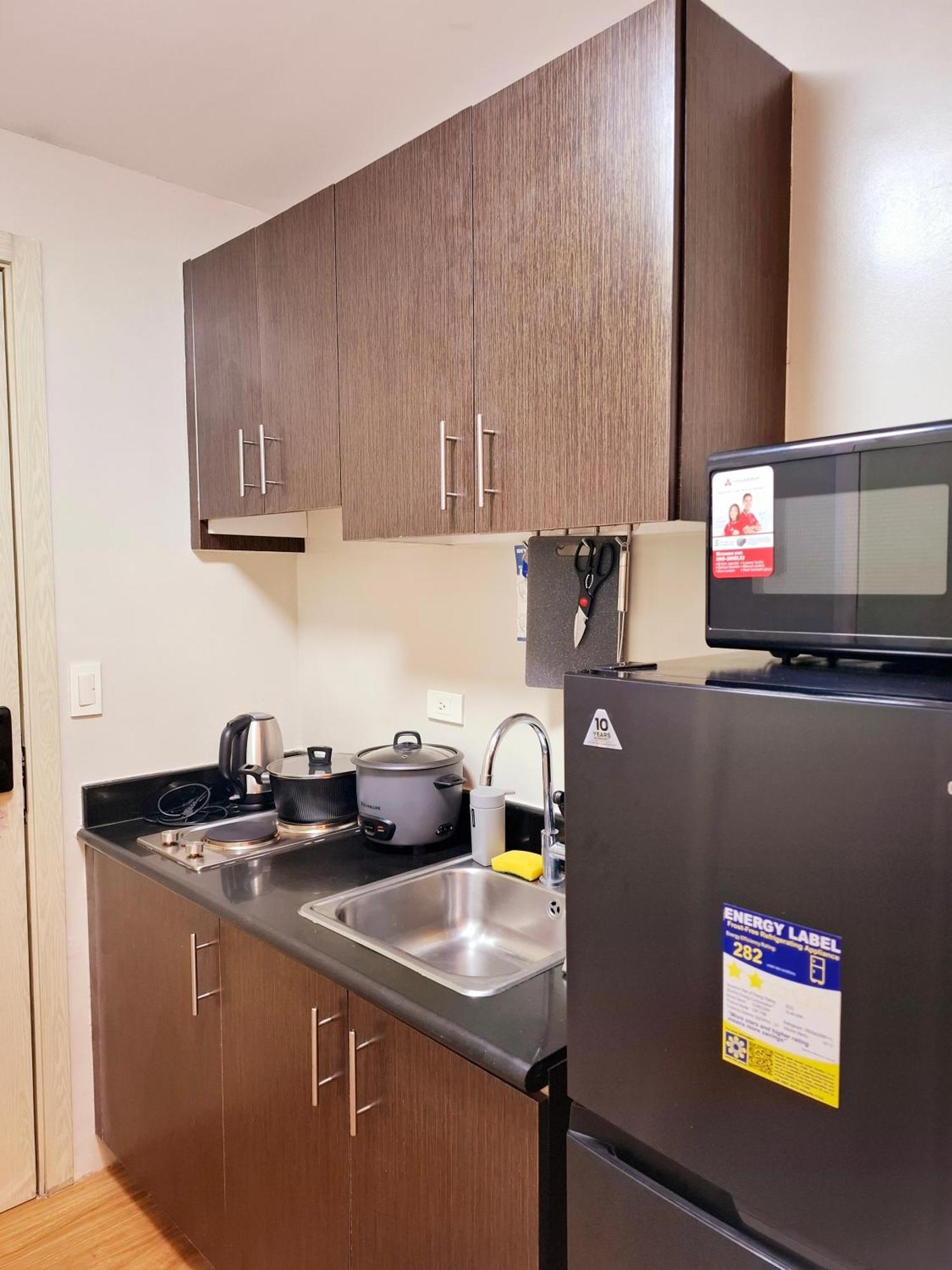 Serene Suite In Jazz Residences Makati City Bagian luar foto